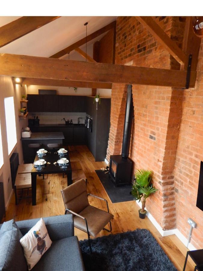 Vip 3Br Grade2 Luxurious Industrial House With Wood Fire, Electric Blinds And Big Cast Iron Windows In The Heart Of The Jq Villa Birmingham Exterior photo