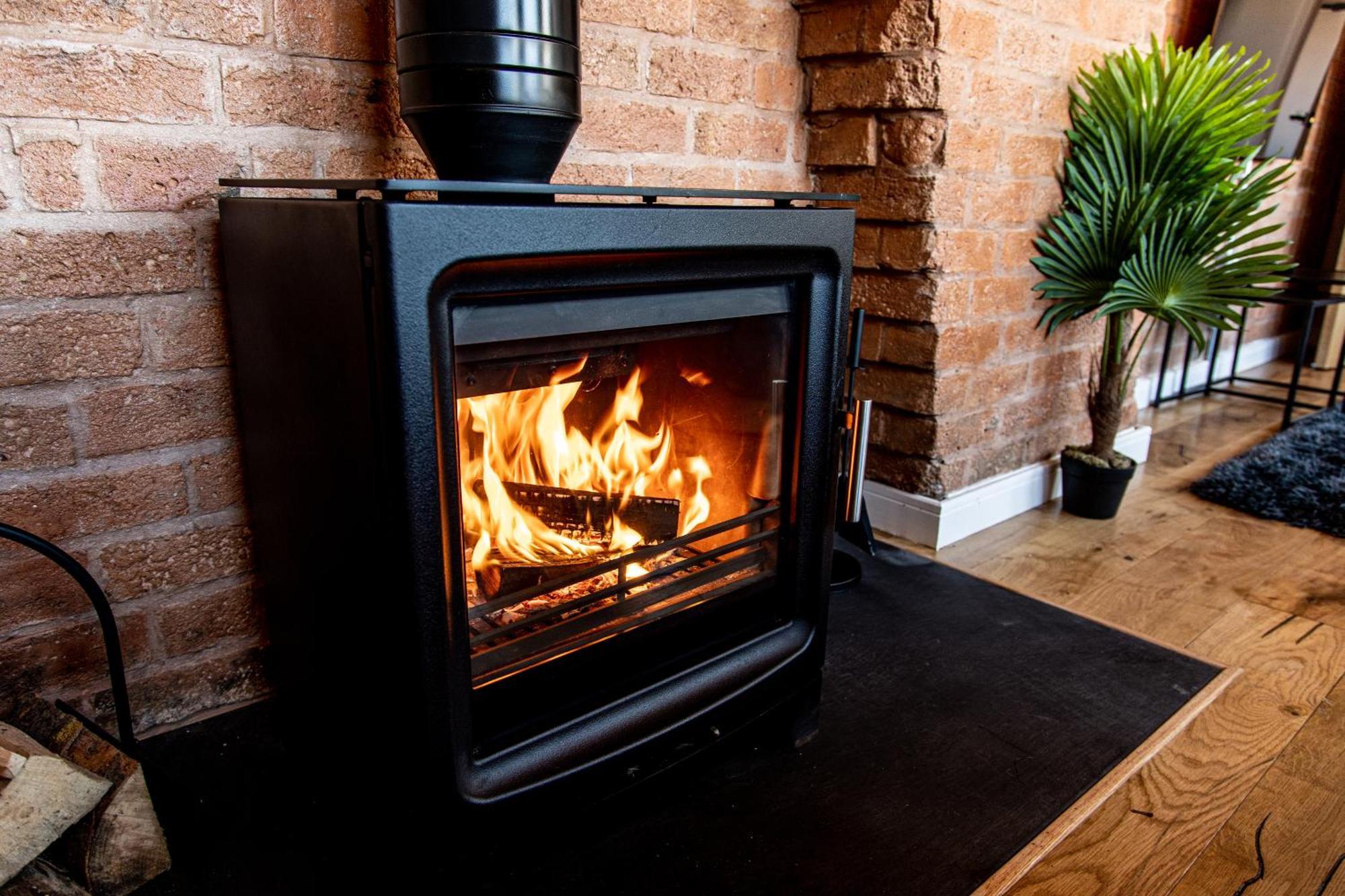 Vip 3Br Grade2 Luxurious Industrial House With Wood Fire, Electric Blinds And Big Cast Iron Windows In The Heart Of The Jq Villa Birmingham Exterior photo